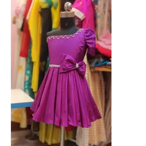 Zaina customise